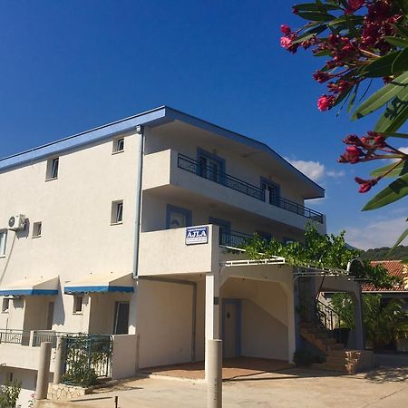 Apartments Ajla อัตเจฮะห์ ภายนอก รูปภาพ