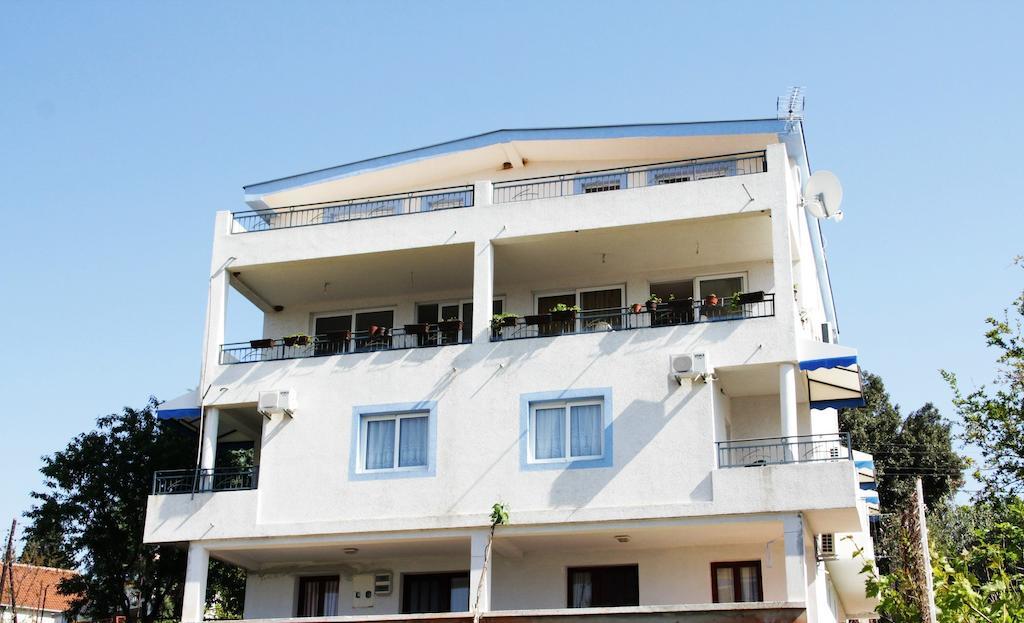 Apartments Ajla อัตเจฮะห์ ภายนอก รูปภาพ