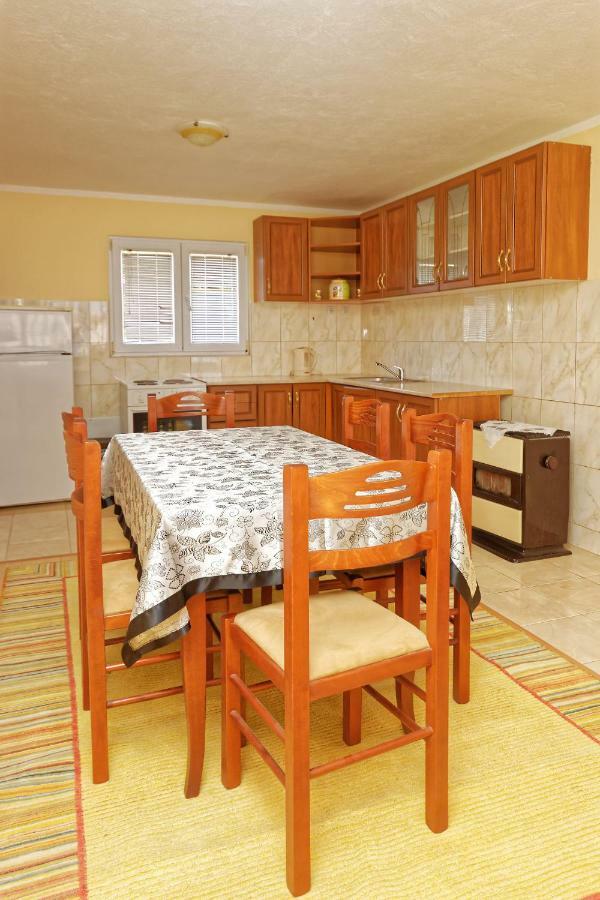 Apartments Ajla อัตเจฮะห์ ภายนอก รูปภาพ