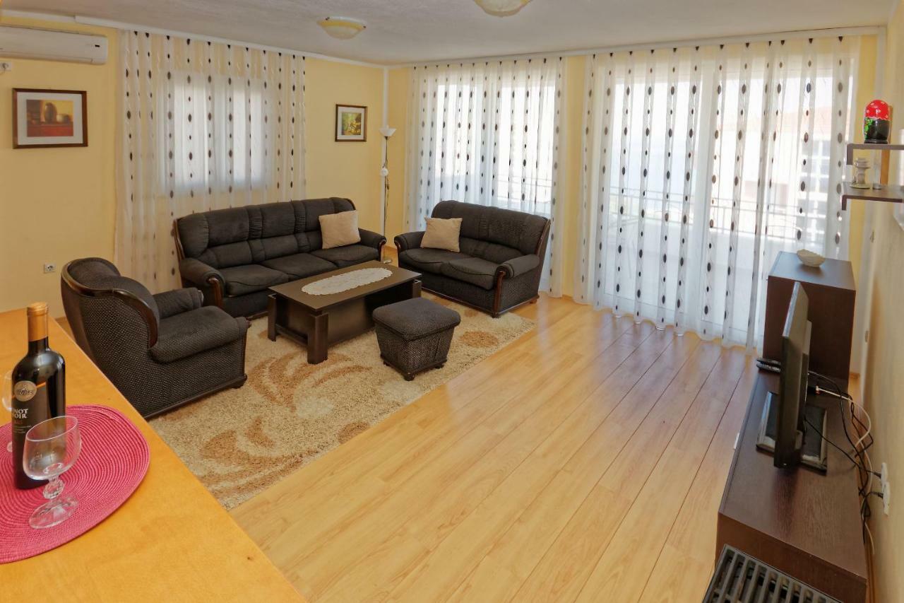 Apartments Ajla อัตเจฮะห์ ภายนอก รูปภาพ